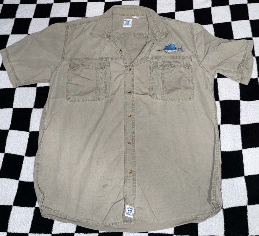 Hook & Tackle Men's Tan Short Sleeve Fishing Shirt with Sailfish Size L